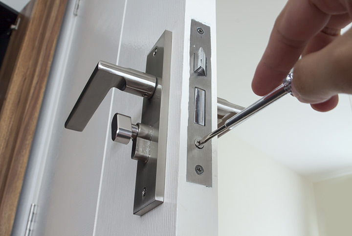 Our local locksmiths are able to repair and install door locks for properties in Nottingham and the local area.